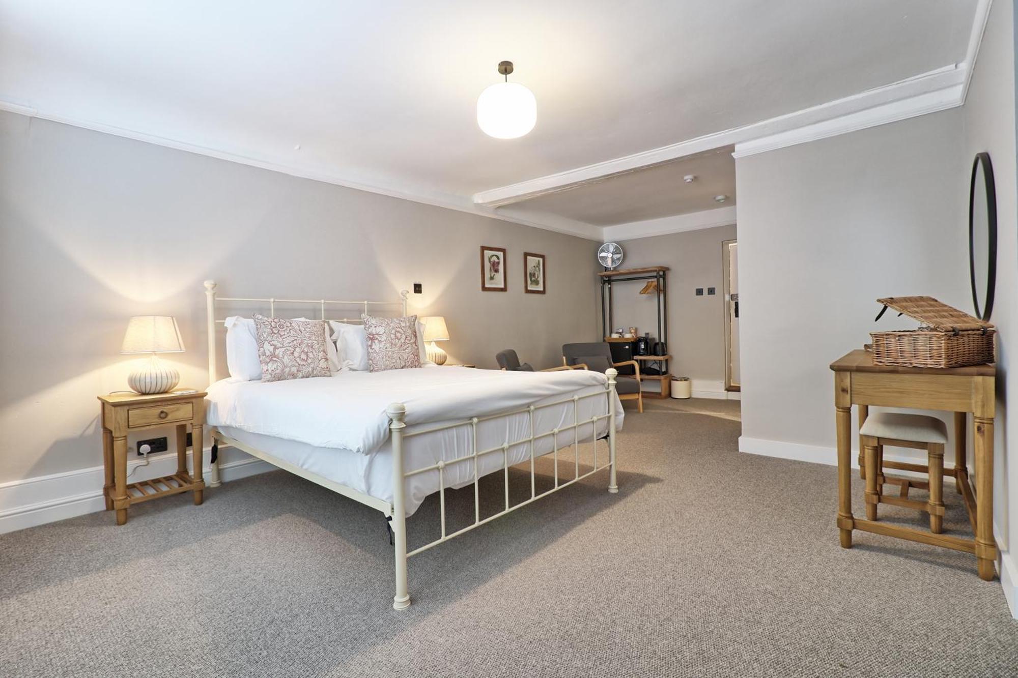 Ranfield'S Brasserie Hotel Rooms Coggeshall Exterior foto